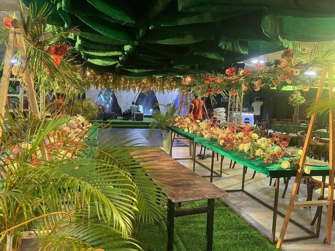 Beautifully decorated wedding venue by IGOS Events.